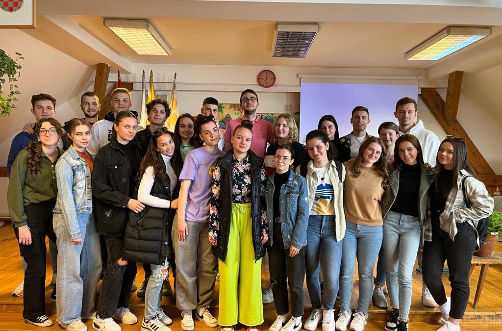 Luna Lukačević državna prvakinja iz filozofije!